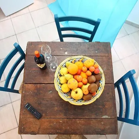 Apartment Margothouse White Blue Arancio *